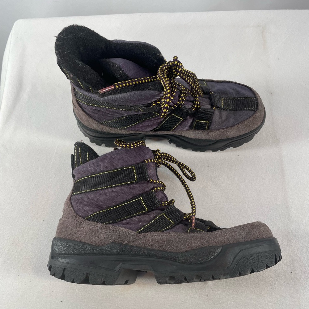 L.L. Bean Trail Waterproof Hiking Boots in Purple Black Size 6
